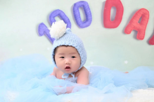 遵化市四个月宝宝会翻身